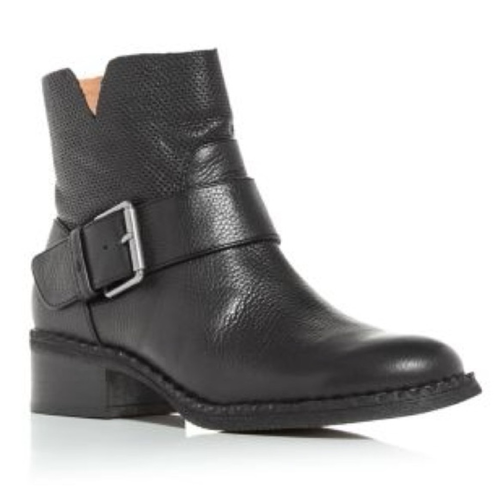 Gentle Souls by Kenneth Cole Women's Best Slit Moto Boots